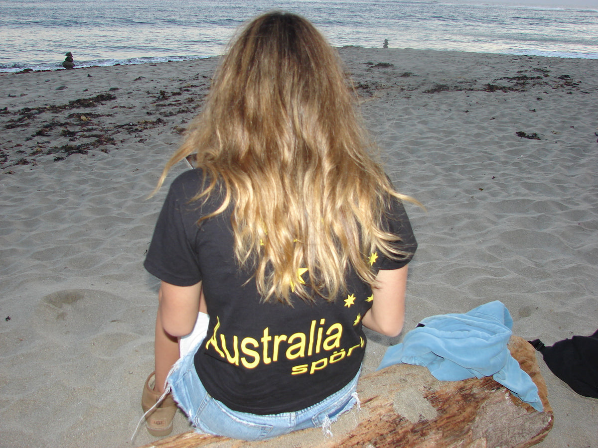 straya tee