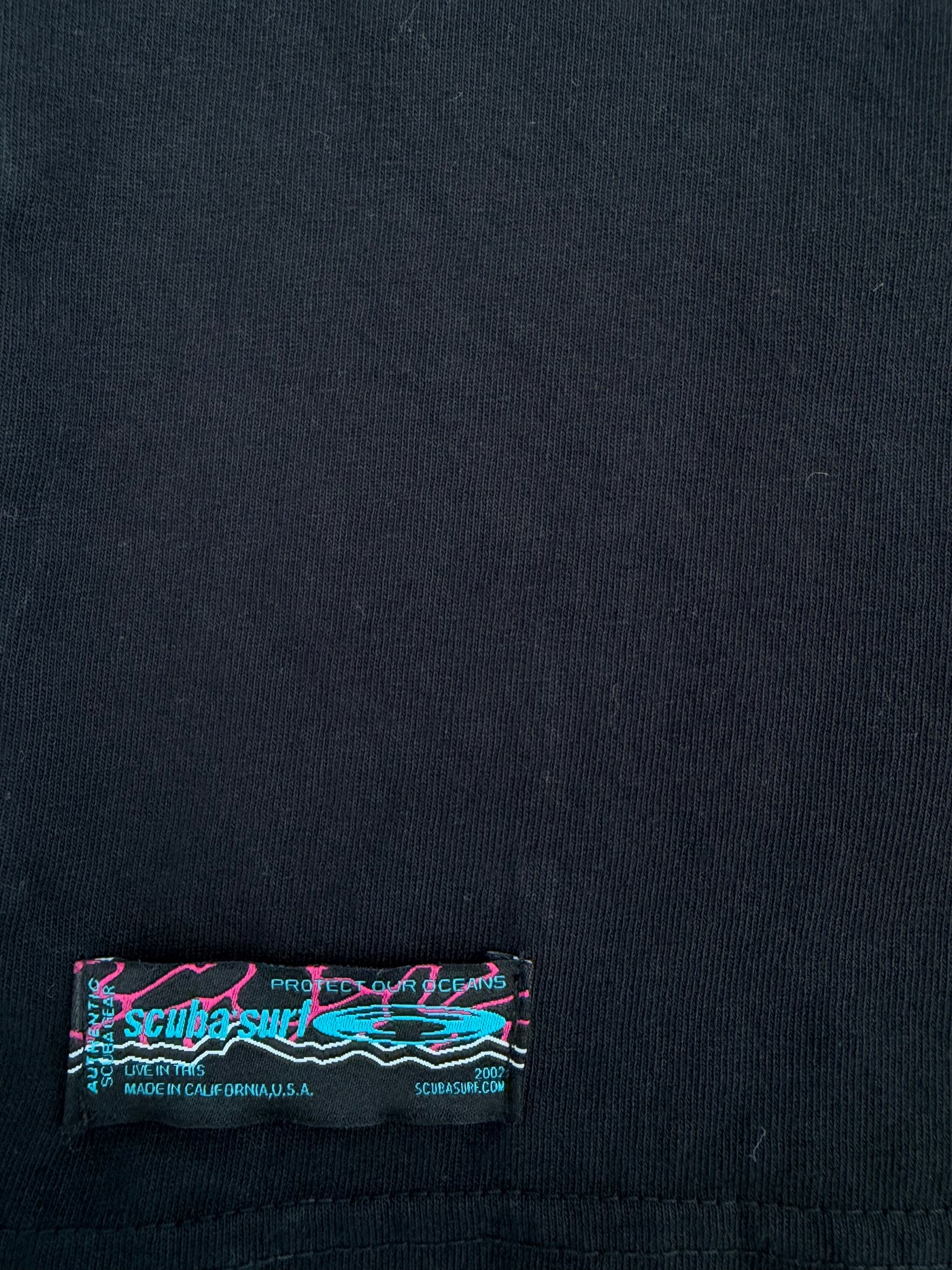 reversible baby tee black