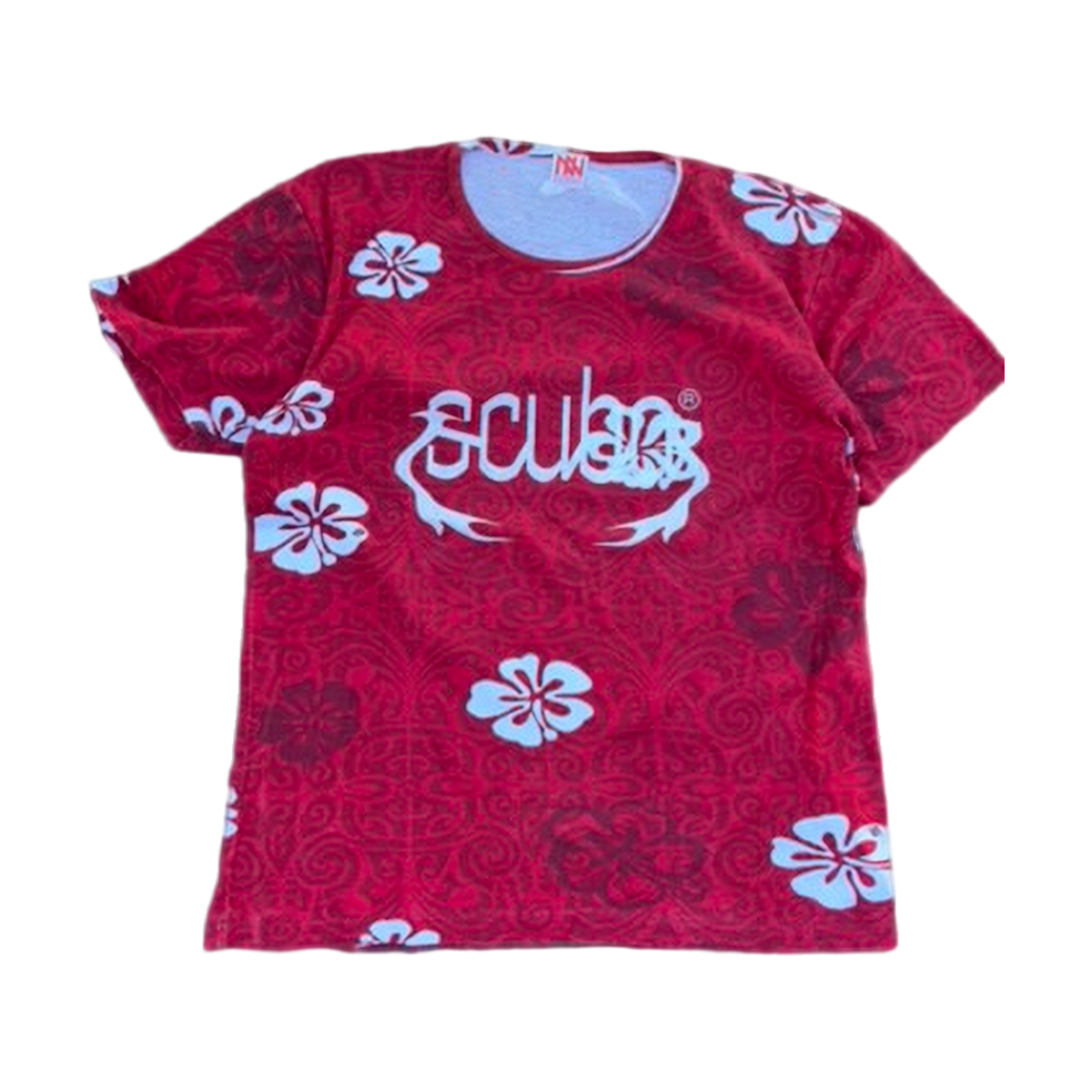 Hibiscus tennis tee with scuba graphics